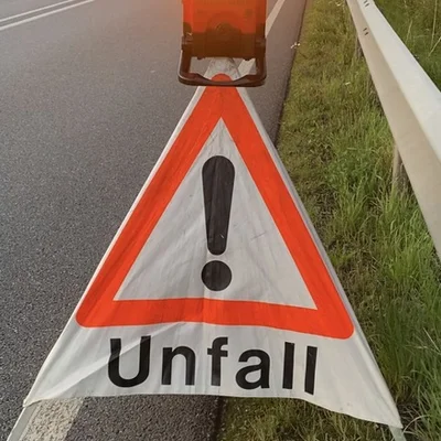 Logo VU mit Blitzleuchte.jpg