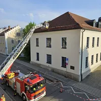 05.jpg